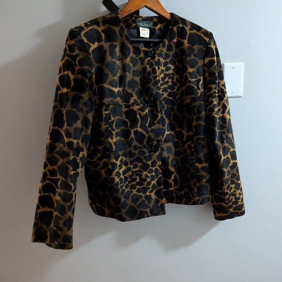 Harve Benard leopard print skirt and jacket set size 10 - Picture 2 of 8